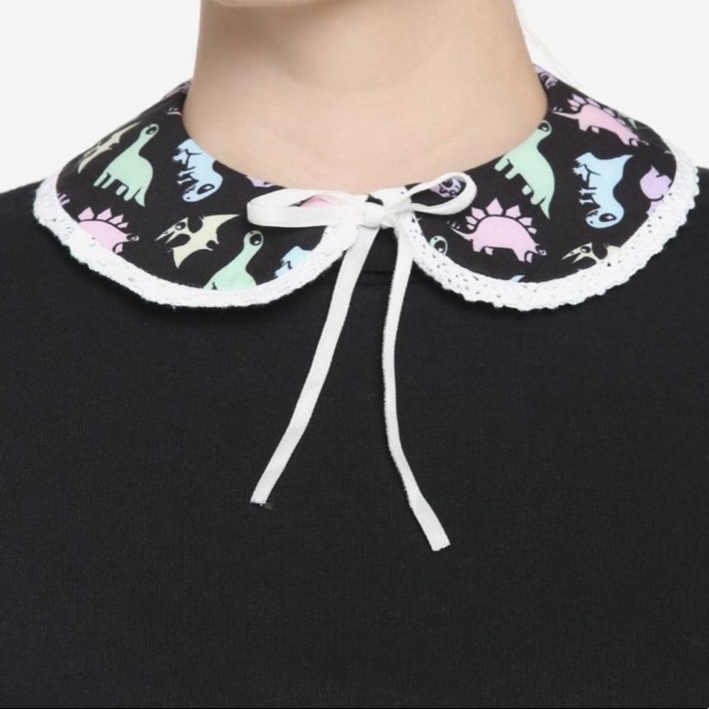 Pastel Dinosaur Lace Collar Hot Topic